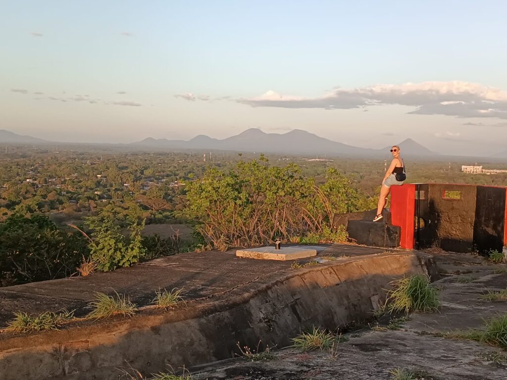 The Dark History Tour in Leon with Mono Loco Adventures