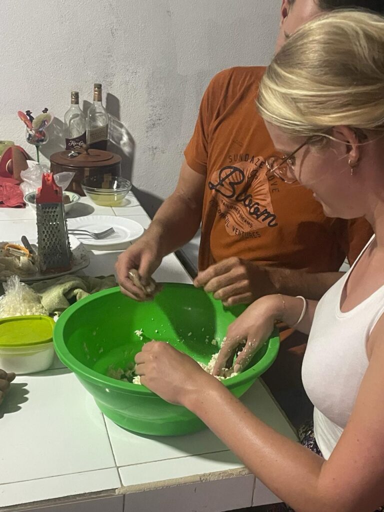 Cooking workshop in Nicaragua with Mono Loco Adventures