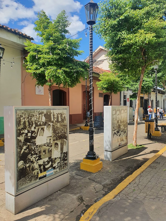 Revolution images in the streets of Leon