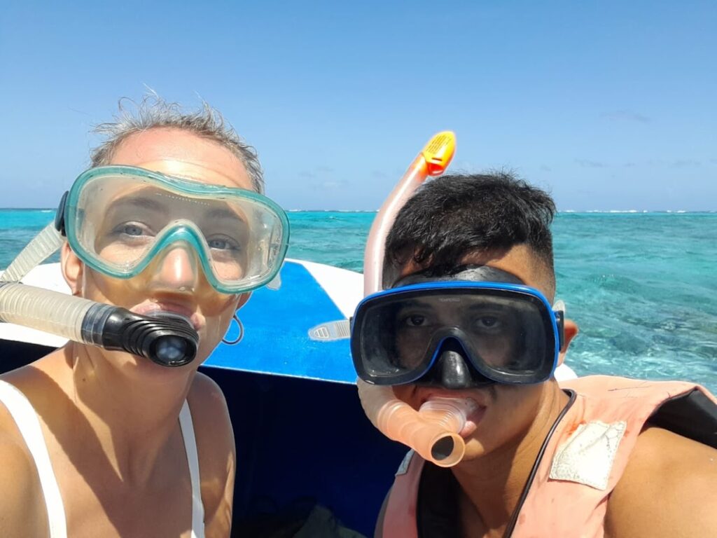 Snorkling Tour with Mono Loco Adventures