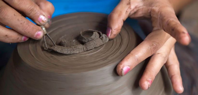 Black pottery workshop