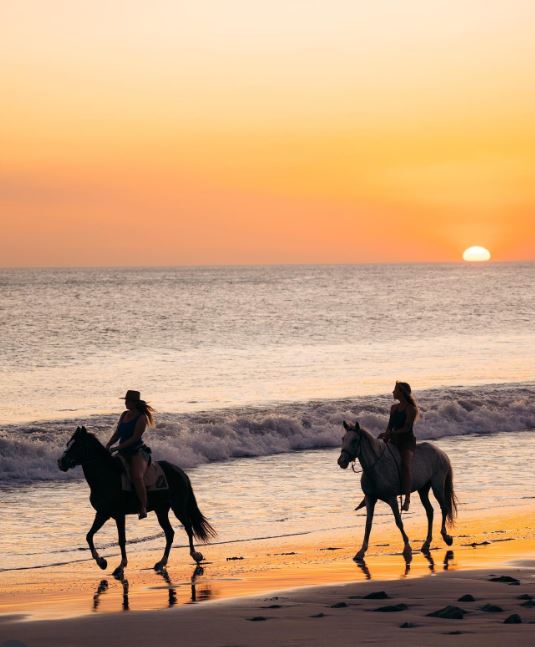 Horseback riding Popoyo